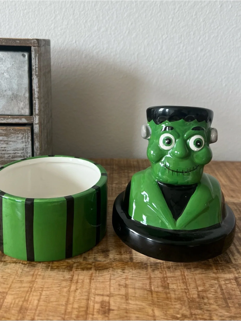 New Halloween Striped Frankenstein Ceramic Candy Dish Retro Vintage Style